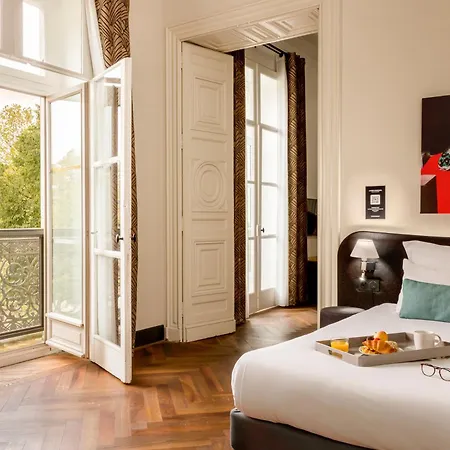 Appart'city Collection Arenes Апарт-отель 4*