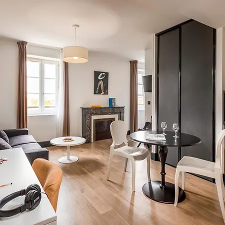 Апарт-отель Appart'city Collection Arenes