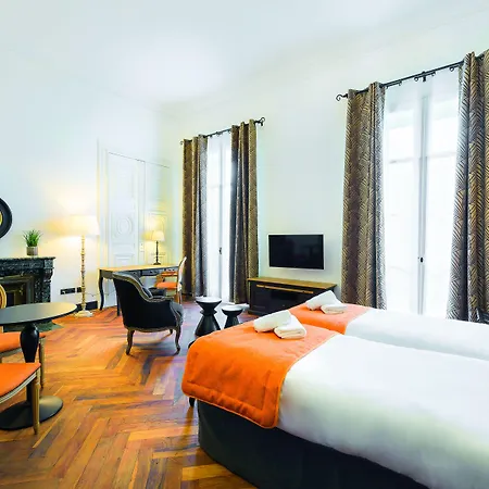 Appart'city Collection Arenes Aparthotel