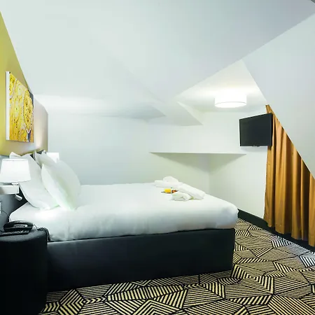 מלון דירות Appart'city Collection Arenes 4*