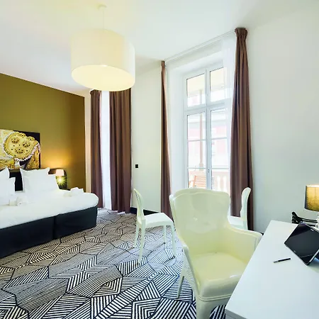 Appart'city Collection Arenes Aparthotel