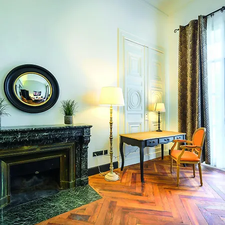 Appart'city Collection Arenes Aparthotel