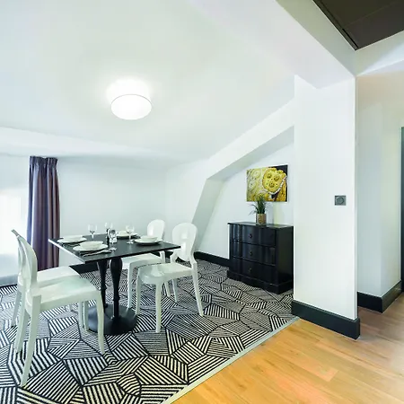 Ξενοδοχείο με διαμερίσματα Appart'city Collection Arenes Νιμ
