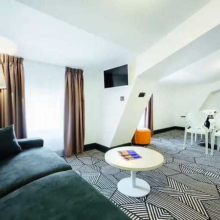 Ξενοδοχείο με διαμερίσματα Appart'city Collection Arenes 4*