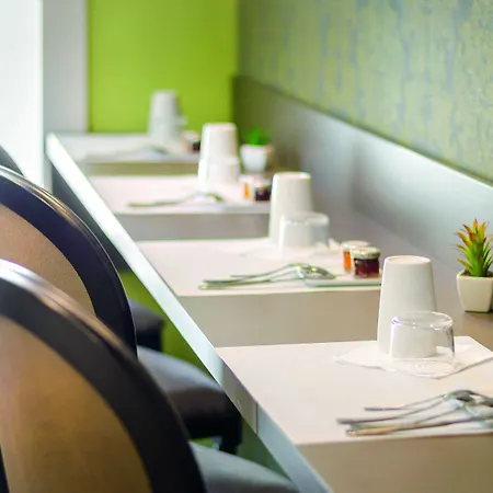 Aparthotel Appart'city Collection Arenes