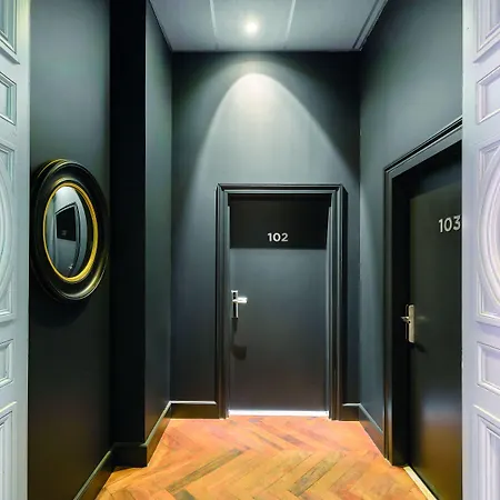 Appart'city Collection Arenes 4*