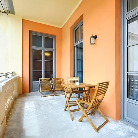 Appart'city Collection Arenes 4* Nîmes