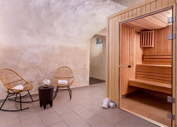 Appart'city Collection Arènes 4*