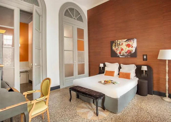 Appart'city Collection Arènes 4* Nîmes