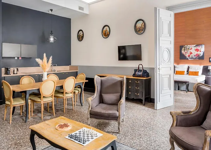 Appart hôtel Appart'city Collection Arènes