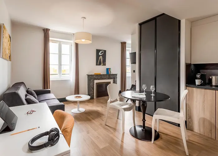 Aparthotel Appart'city Collection Arenes