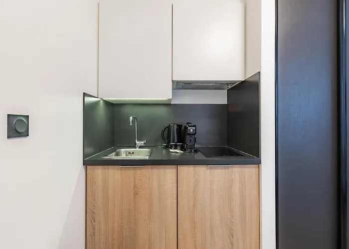 Aparthotel Appart'city Collection Arenes Nimes