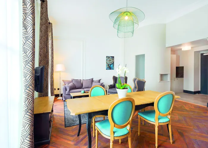 Appart'city Collection Arenes
