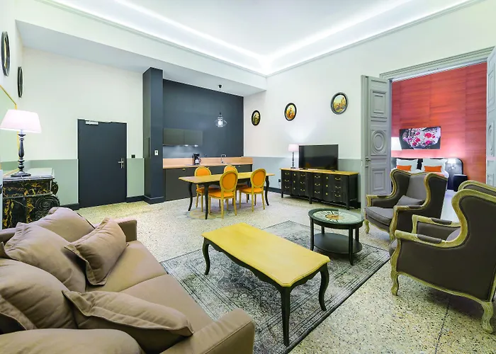 Appart'city Collection Arenes Aparthotel Nimes