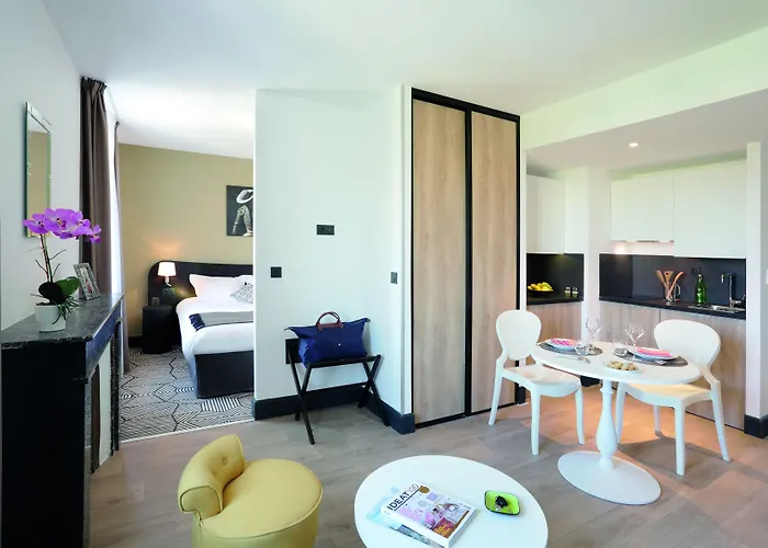 Appart'city Collection Arenes 4* Nimes