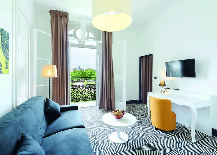 Appart'city Collection Arenes 4*
