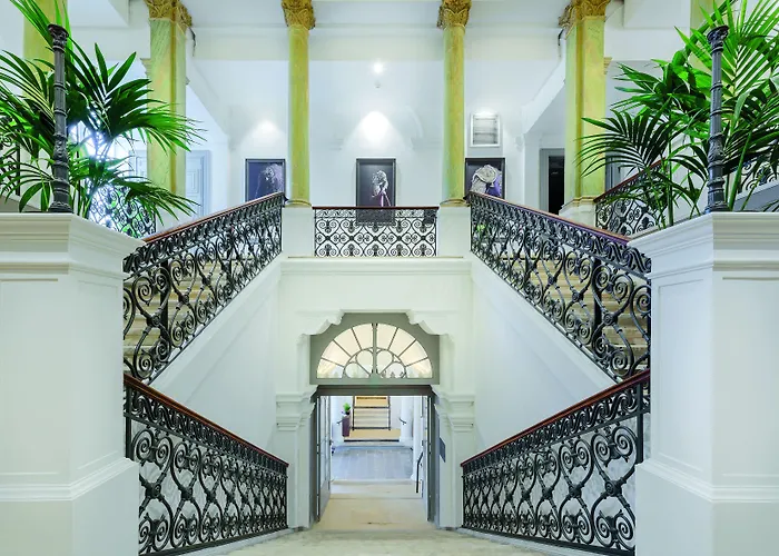 Appart'city Collection Arènes 4* Nîmes